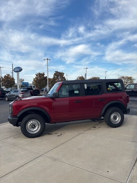 2025 Ford Bronco Base