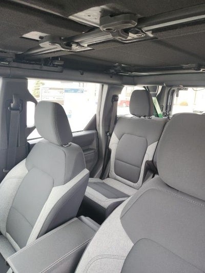 2025 Ford Bronco Base