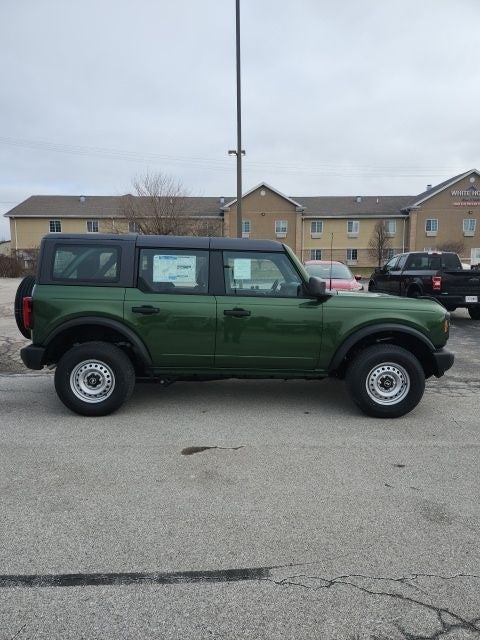2025 Ford Bronco Base