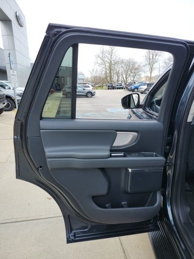 2026 Ford Expedition Active