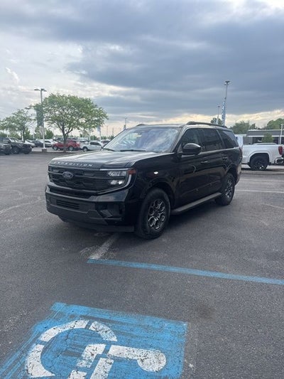 2025 Ford Expedition Active