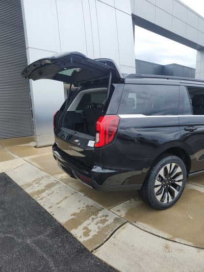 2027 Ford Expedition Platinum