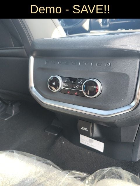 2025 Ford Expedition Tremor