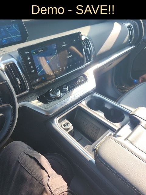 2025 Ford Expedition Tremor