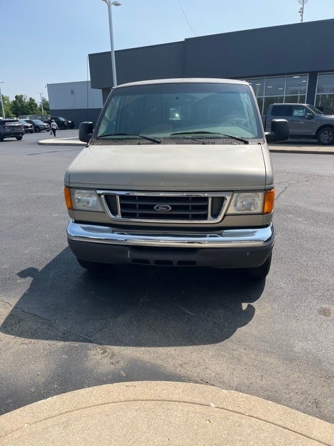 Used 2007 Ford Econoline Wagon XL with VIN 1FMNE11L37DB39768 for sale in Plainfield, IN