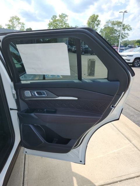 2027 Ford Explorer Platinum