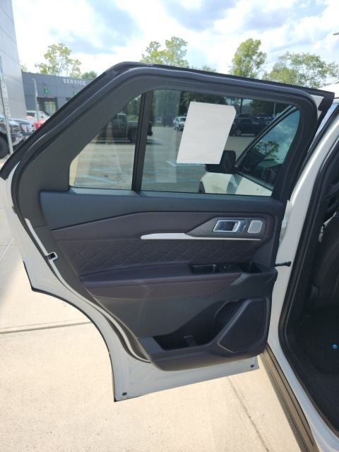 2027 Ford Explorer Platinum