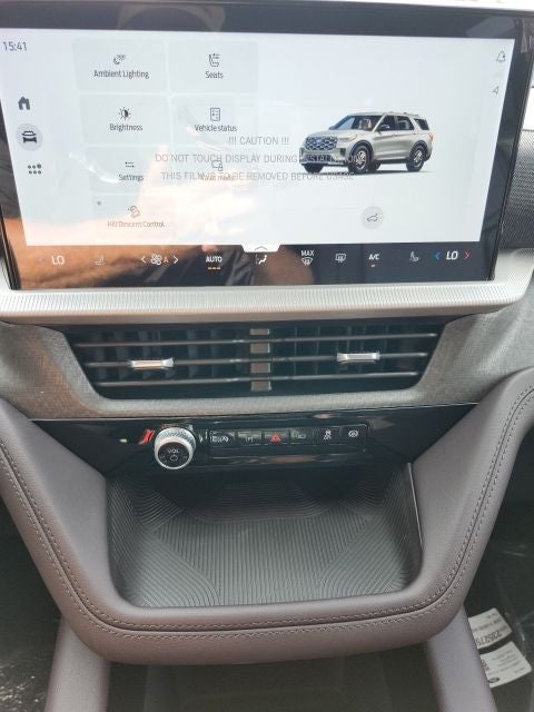 2027 Ford Explorer Platinum