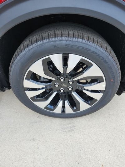 2027 Ford Explorer Platinum