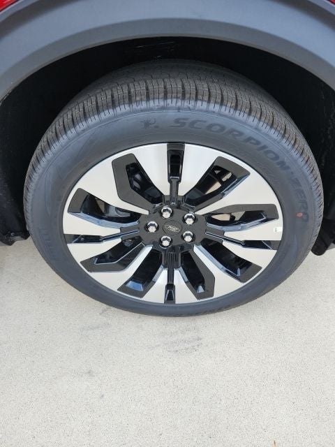 2027 Ford Explorer Platinum