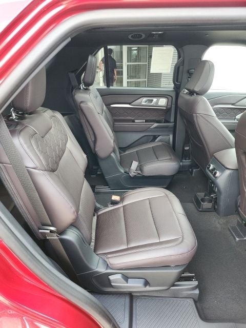 2027 Ford Explorer Platinum