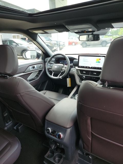 2027 Ford Explorer Platinum