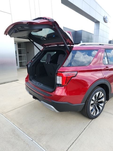 2027 Ford Explorer Platinum