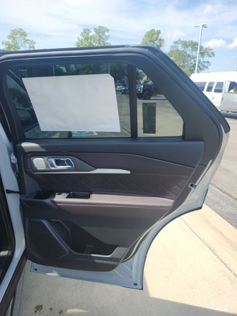 2027 Ford Explorer Platinum