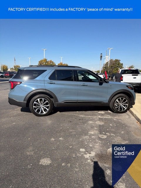 2025 Ford Explorer ST-Line