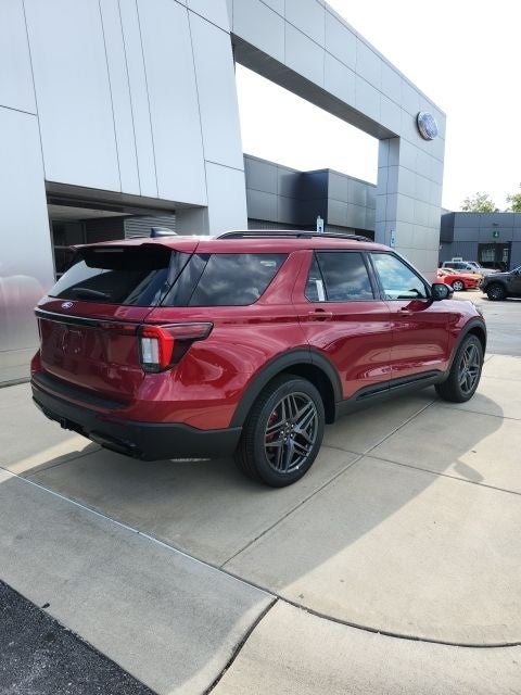 2027 Ford Explorer ST-Line
