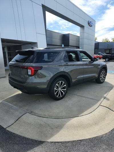 2027 Ford Explorer ST-Line