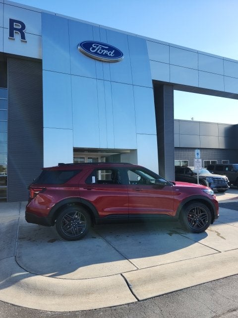 2027 Ford Explorer ST-Line