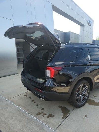 2027 Ford Explorer ST