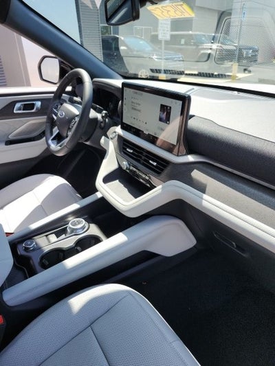 2027 Ford Explorer Platinum