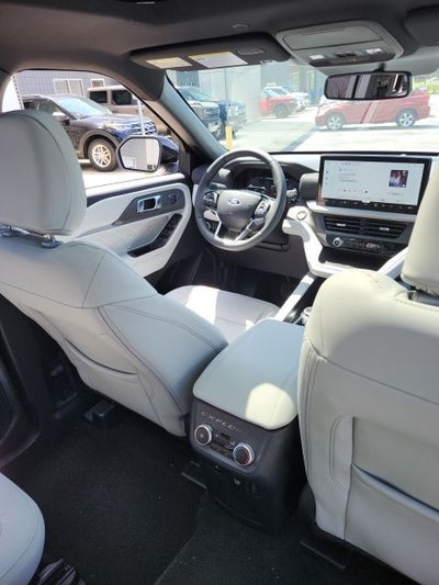 2027 Ford Explorer Platinum