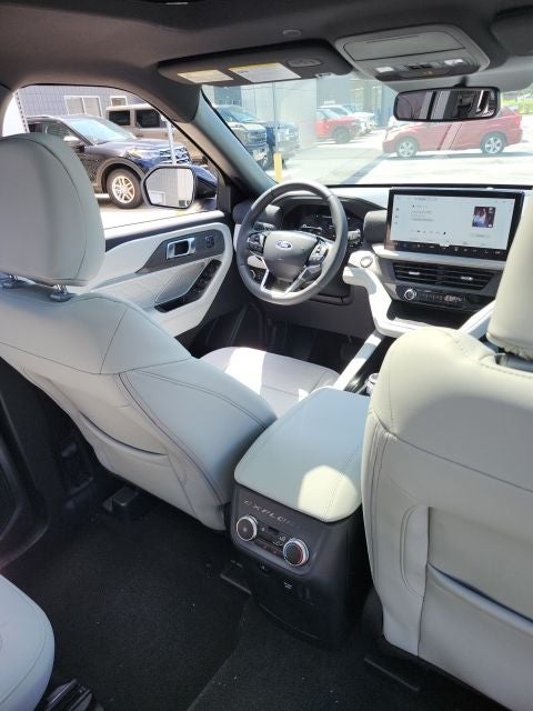 2027 Ford Explorer Platinum