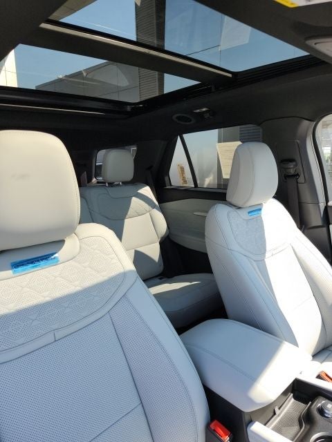2027 Ford Explorer Platinum
