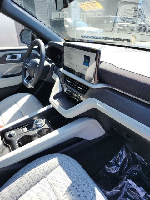2027 Ford Explorer Platinum