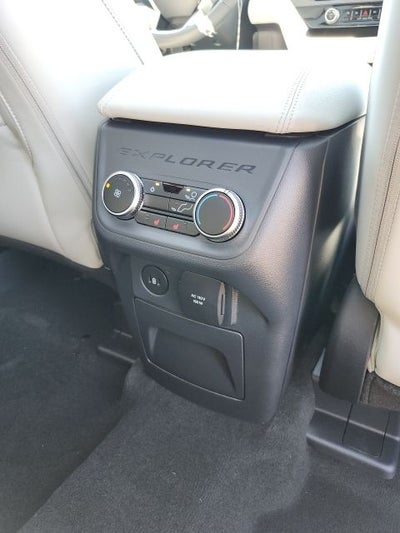 2027 Ford Explorer Platinum