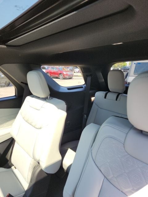 2027 Ford Explorer Platinum