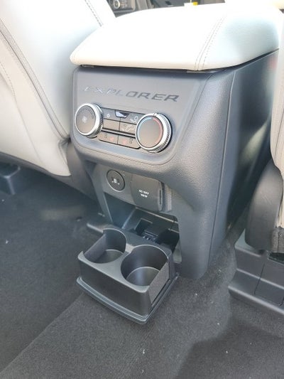 2027 Ford Explorer Platinum