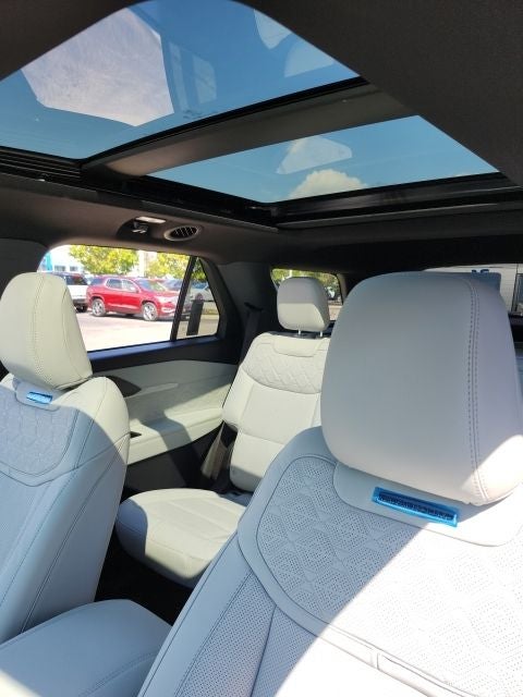 2027 Ford Explorer Platinum