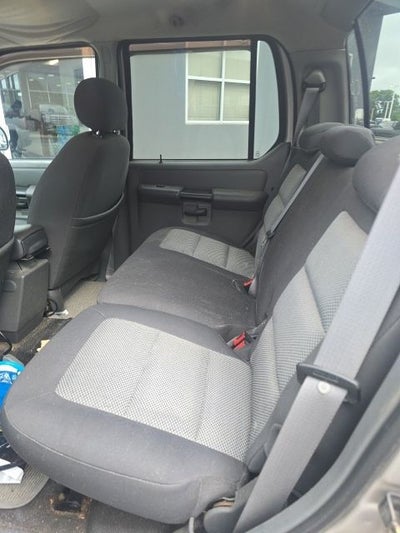 2004 Ford Explorer Sport Trac XLT 126 WB