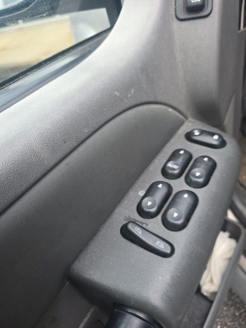 2004 Ford Explorer Sport Trac XLT 126 WB