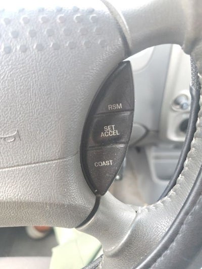 2004 Ford Explorer Sport Trac XLT 126 WB