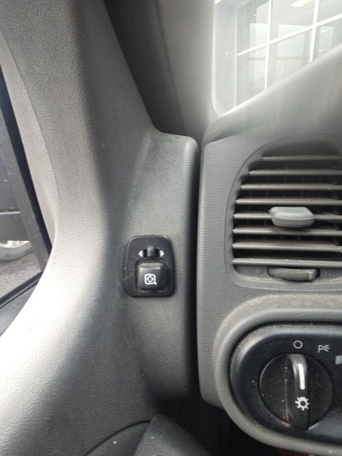 2004 Ford Explorer Sport Trac XLT 126 WB
