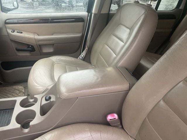 2003 Ford Explorer Limited 114 WB