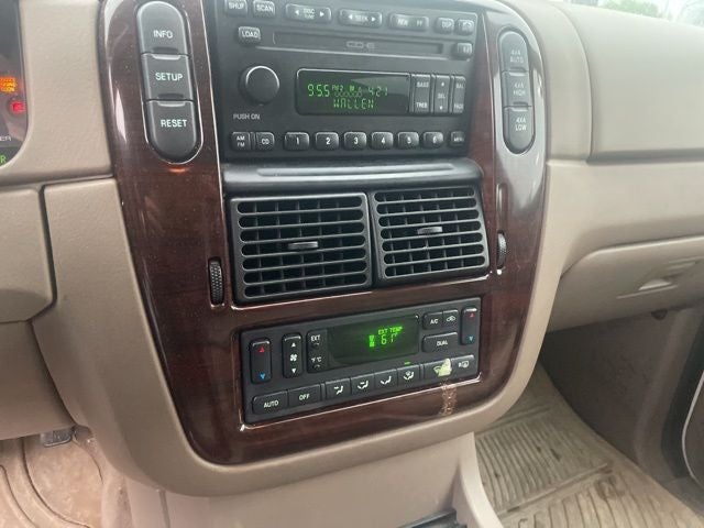 2003 Ford Explorer Limited 114 WB