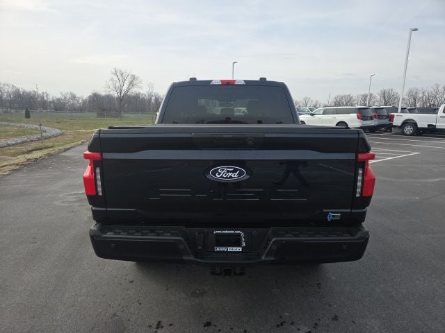 2025 Ford F-150 Lightning Flash