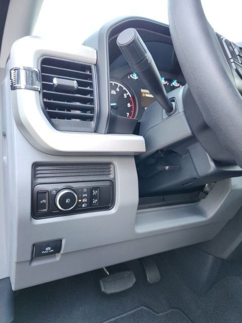 2027 Ford F-250 XL