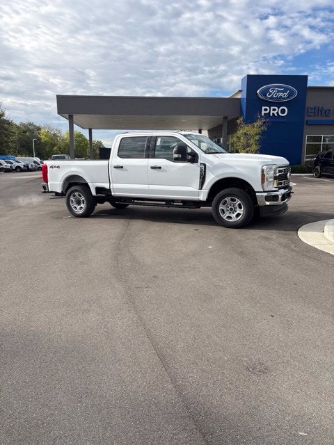 2027 Ford F-250 XLT