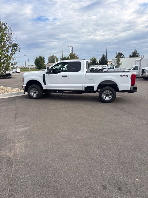 2027 Ford F-250 XL