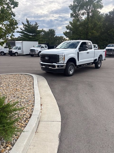 2027 Ford F-250 XL