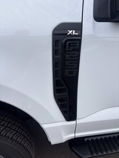 2027 Ford F-250 XL