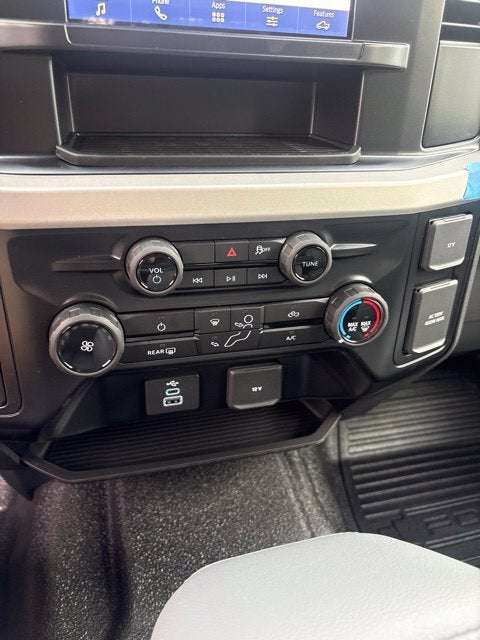2027 Ford F-250 XL