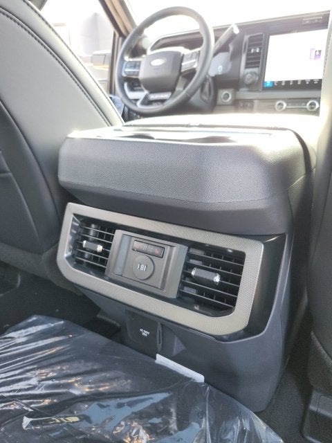 2027 Ford F-250 Platinum