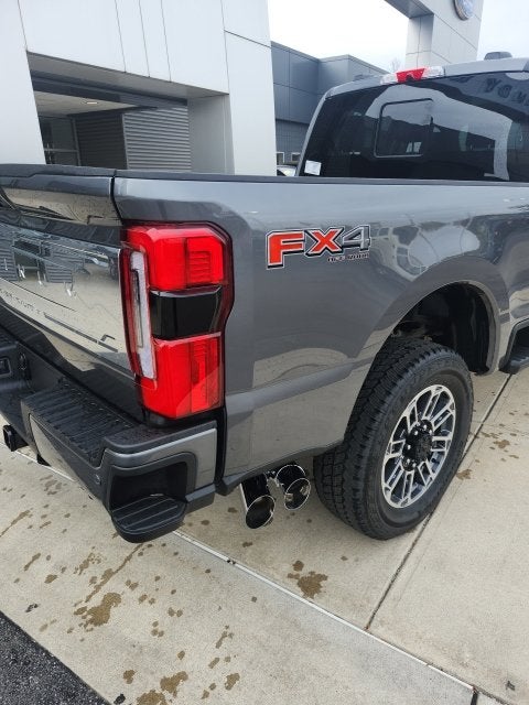 2027 Ford F-250 Platinum