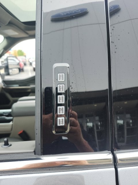 2027 Ford F-250 Platinum