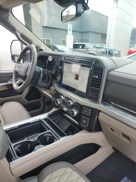 2027 Ford F-250 Platinum