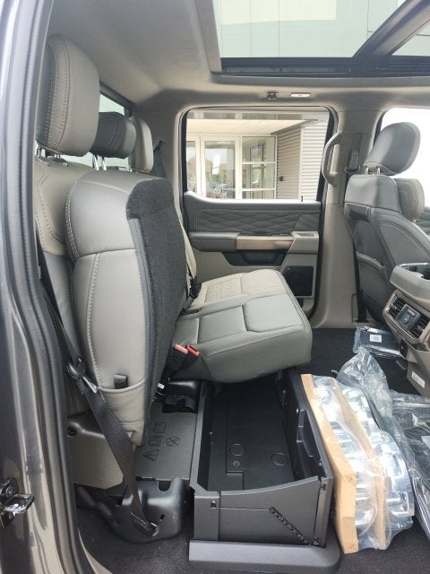 2027 Ford F-250 Platinum